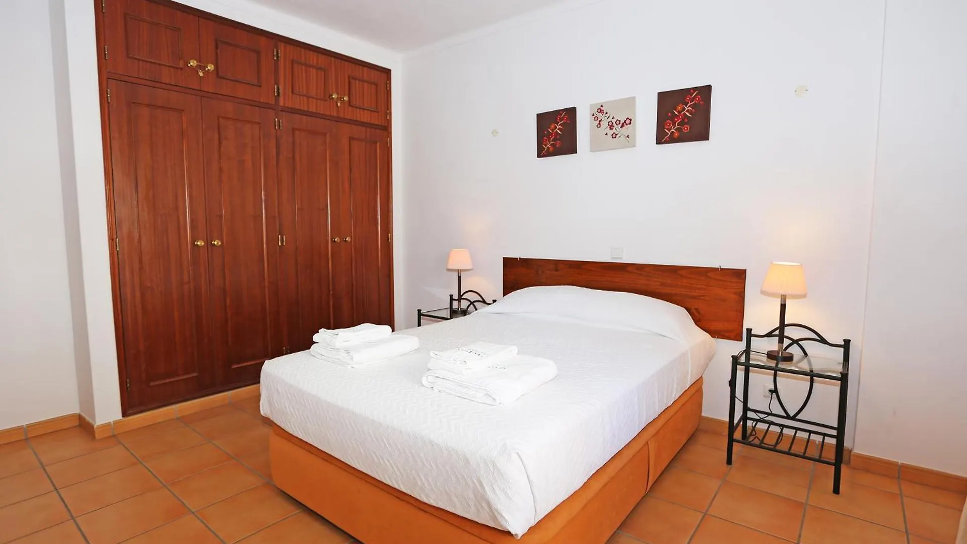 Casas Do Sol Lagos Apartment